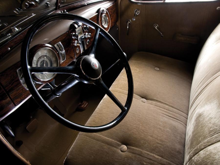 Oldsmobile Six Touring Sedan 1936 года  (фото 2 из 3)